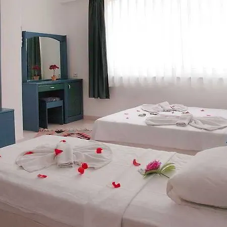 호텔 Oylum Garden 이츠멜레르